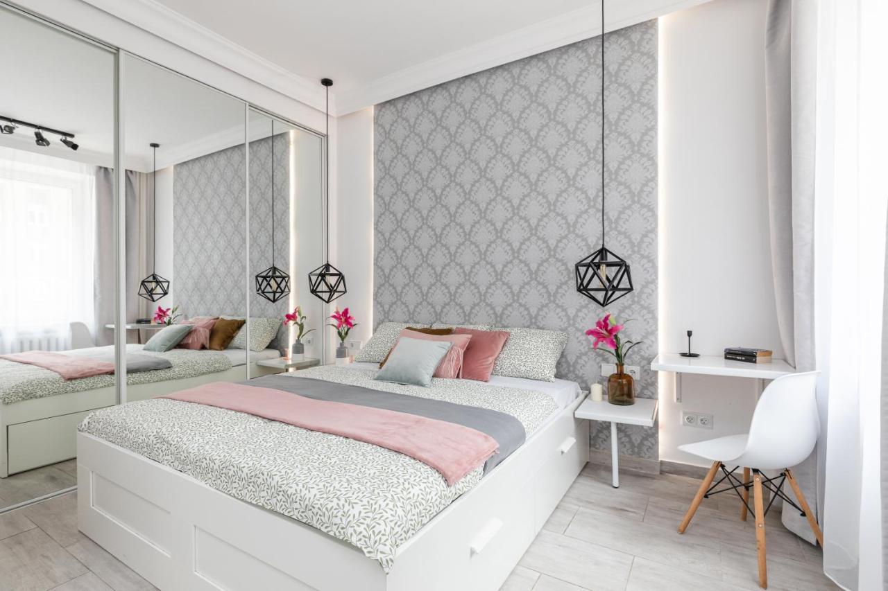 Superapart Chmielna 73A, City Center Varsovia Exterior foto